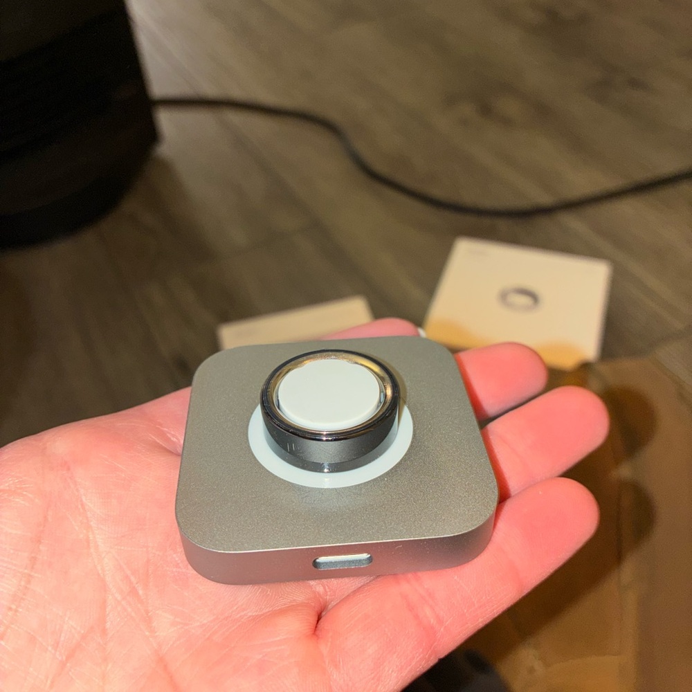 Oura Black Ring 4 with original packaging